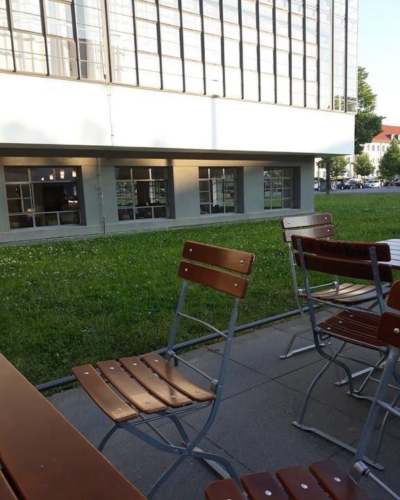 Cafe-Bistro im Bauhaus Dessau